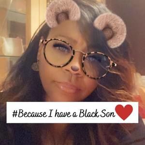 Meet your Posher, Dana